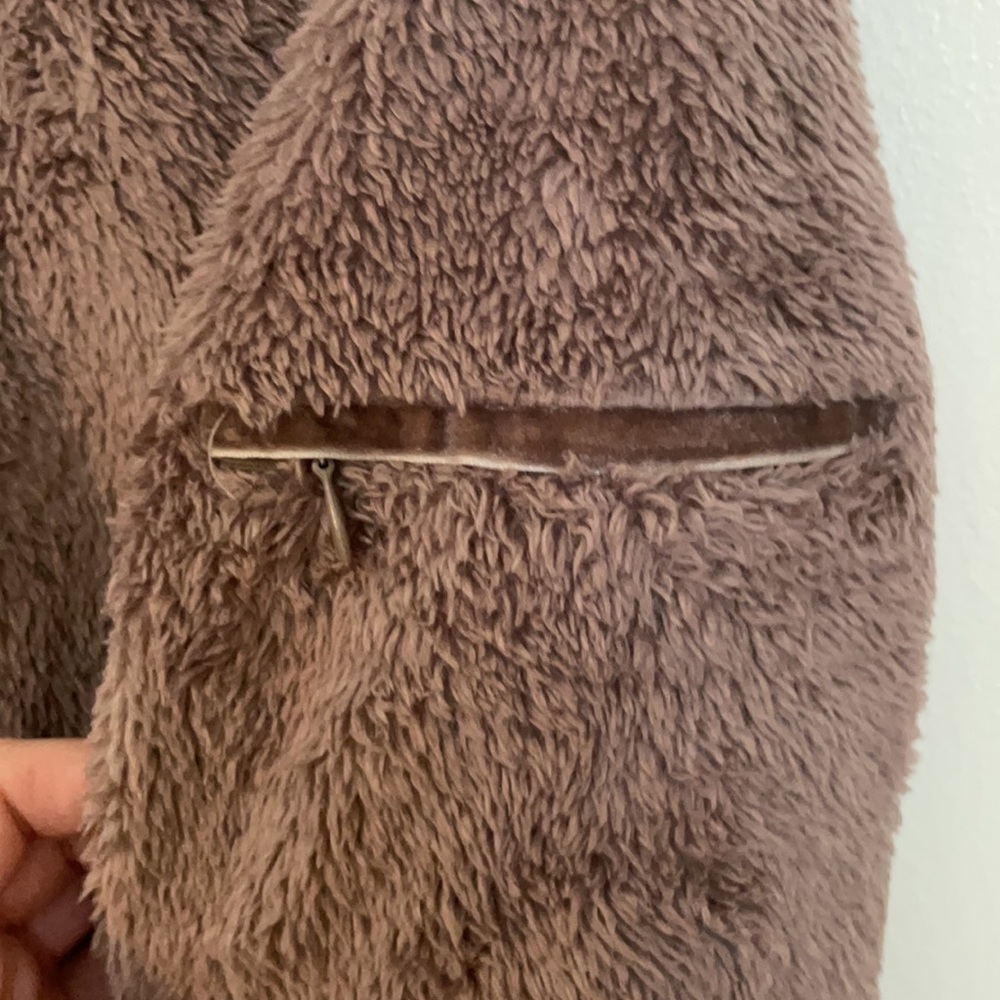 Fuzzy fleece jacket - Picture 4 of 7